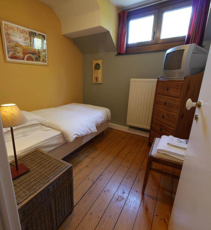 L'Etape Fagnarde - Bed, Breakfast & Sauna Spa Rum bild